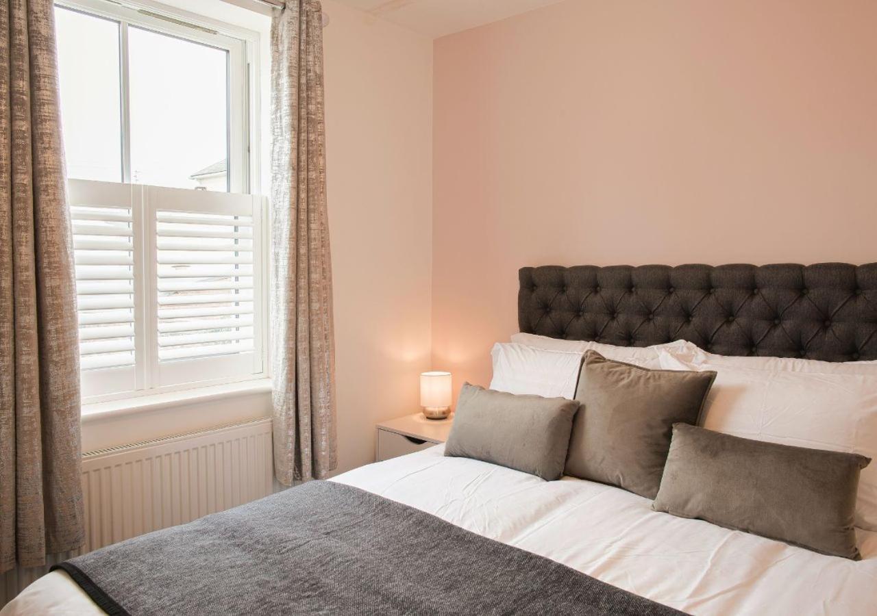 Vila Stunning 2 Bed With Private Patio And Free Parking Cheltenham Exteriér fotografie