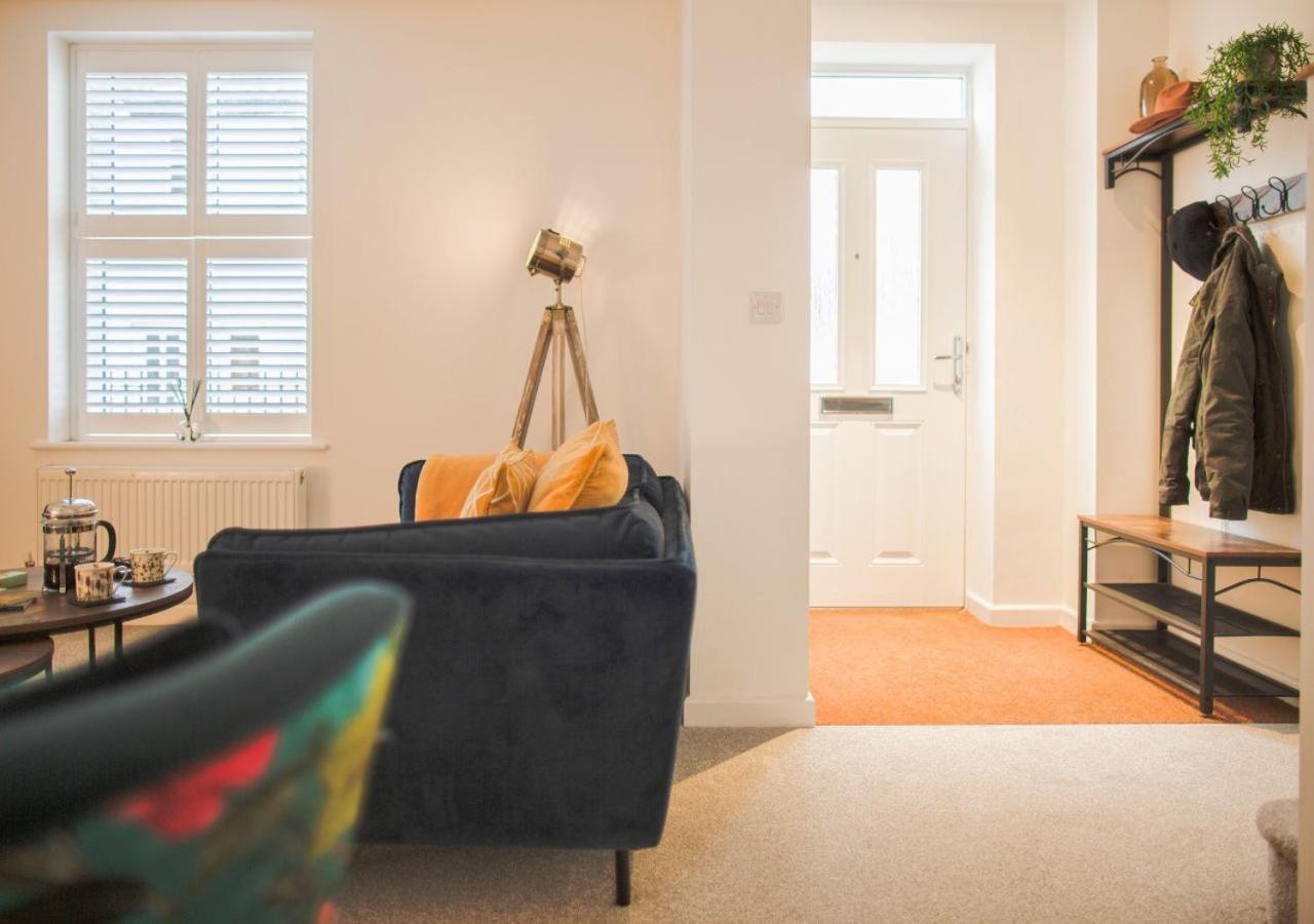 Vila Stunning 2 Bed With Private Patio And Free Parking Cheltenham Exteriér fotografie