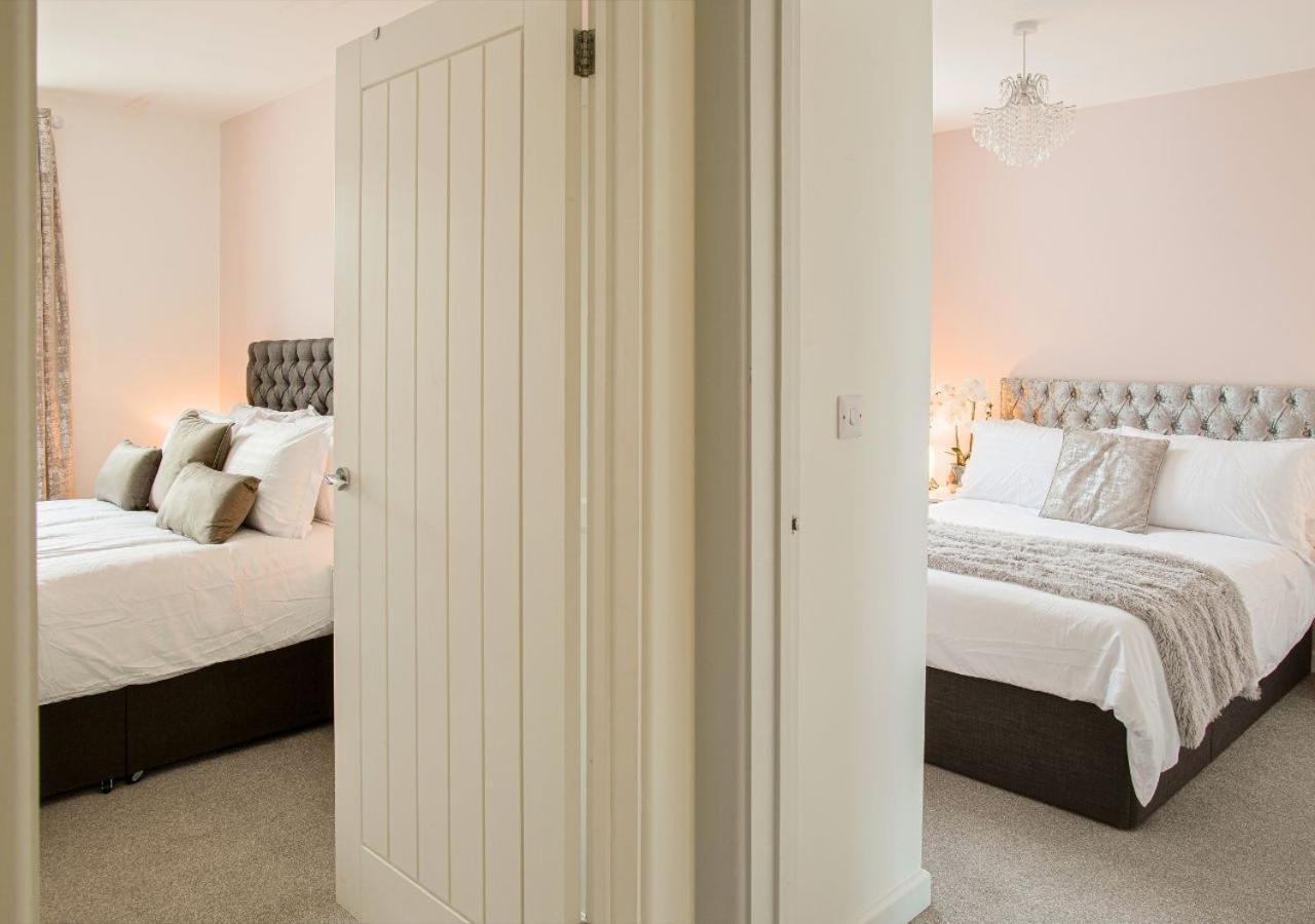 Vila Stunning 2 Bed With Private Patio And Free Parking Cheltenham Exteriér fotografie
