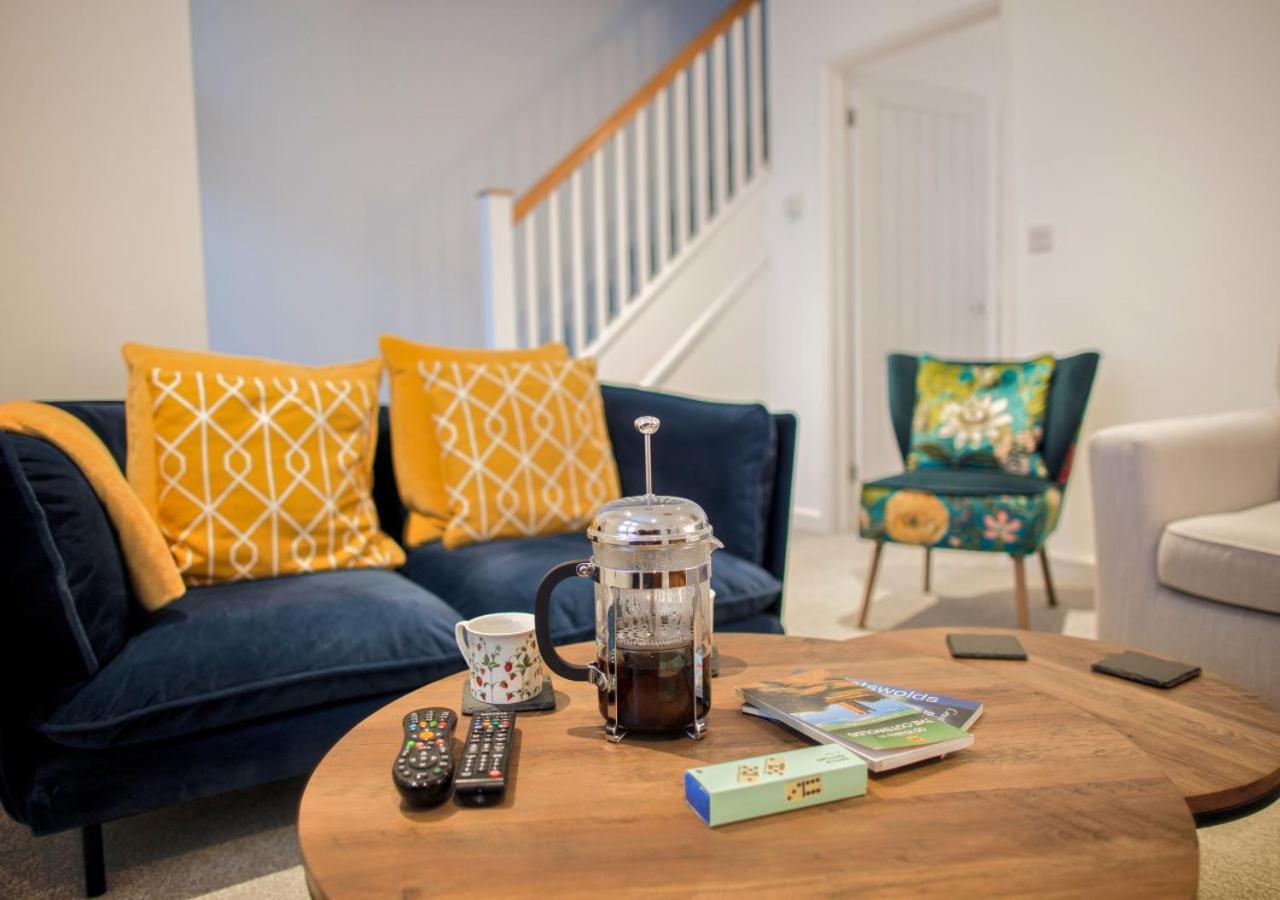 Vila Stunning 2 Bed With Private Patio And Free Parking Cheltenham Exteriér fotografie