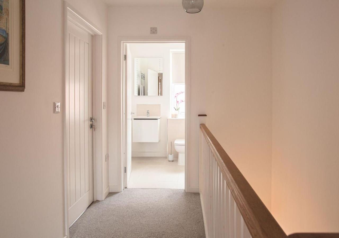 Vila Stunning 2 Bed With Private Patio And Free Parking Cheltenham Exteriér fotografie